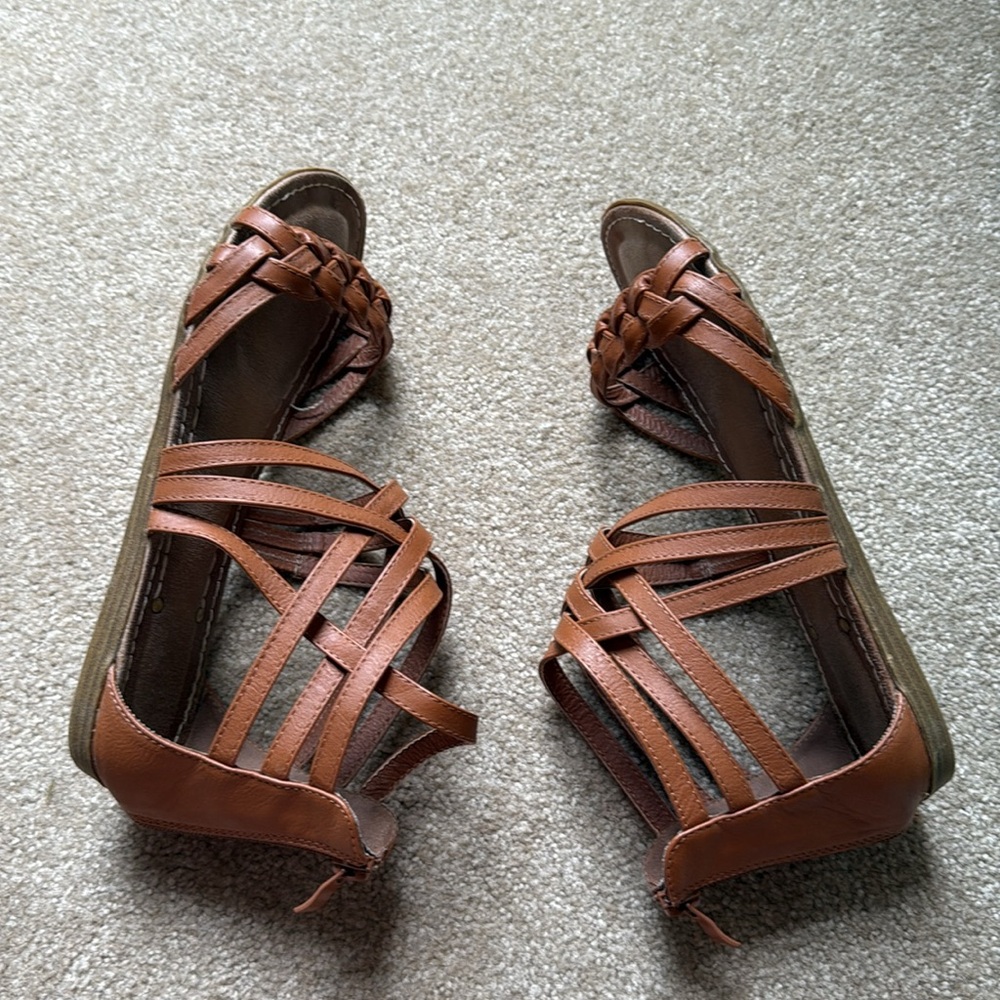 Ollio Women’s Gladiator Sandal - Picture 8 of 8
